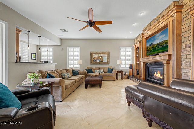 1415 W SALTSAGE Drive, Phoenix, AZ 85045