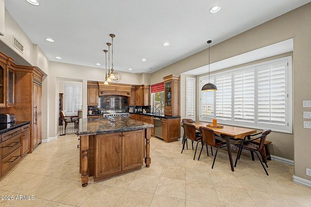 1415 W SALTSAGE Drive, Phoenix, AZ 85045