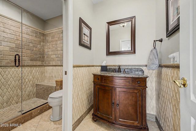 1415 W SALTSAGE Drive, Phoenix, AZ 85045