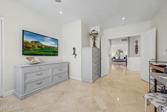 1415 W SALTSAGE Drive, Phoenix, AZ 85045
