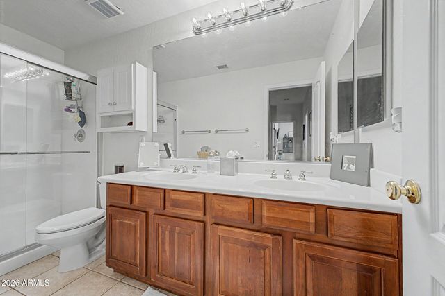 1415 W SALTSAGE Drive, Phoenix, AZ 85045
