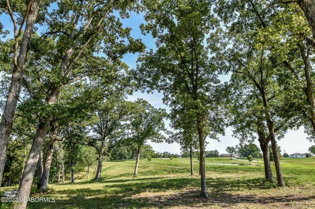 10985 EAGLE LAKE LANE, Holts Summit, MO 65043
