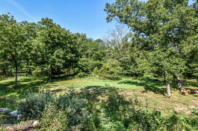 10985 EAGLE LAKE LANE, Holts Summit, MO 65043