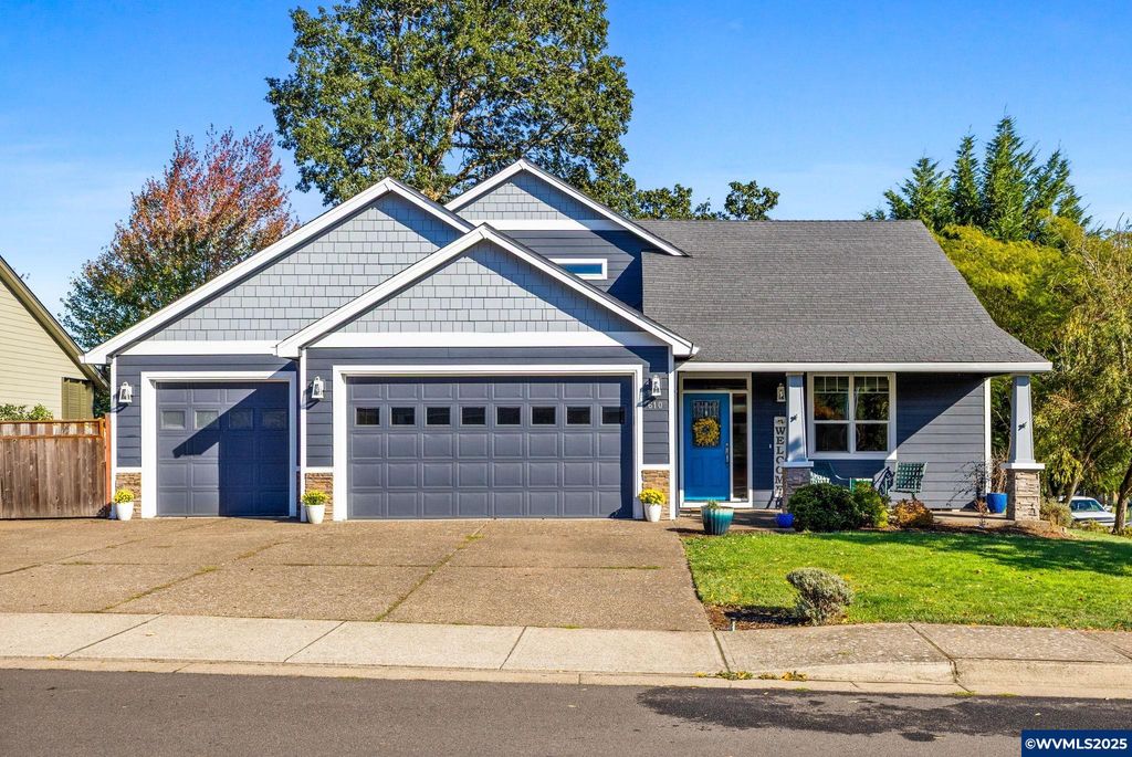 610 NW Hillcrest Dr, Dallas, OR 97338