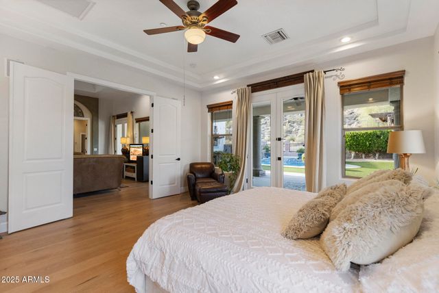 1500 N CRISMON Road, Mesa, AZ 85207