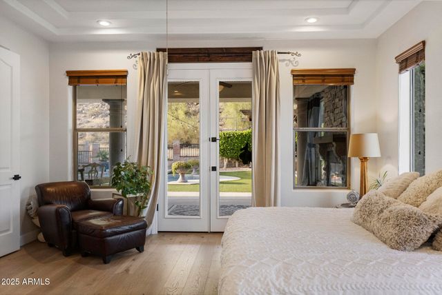 1500 N CRISMON Road, Mesa, AZ 85207