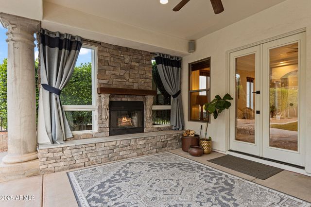 1500 N CRISMON Road, Mesa, AZ 85207