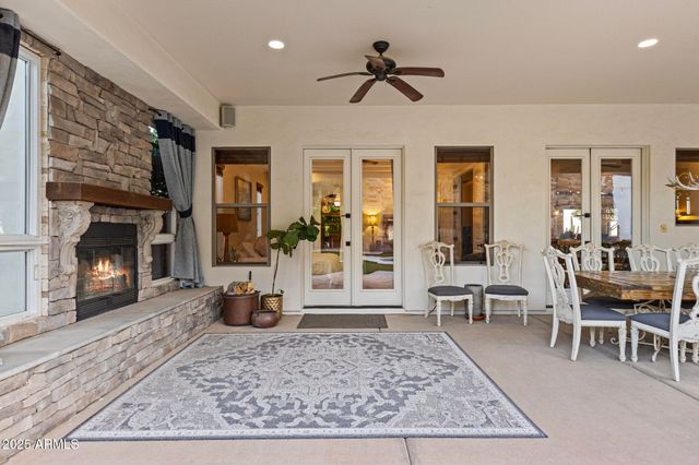 1500 N CRISMON Road, Mesa, AZ 85207