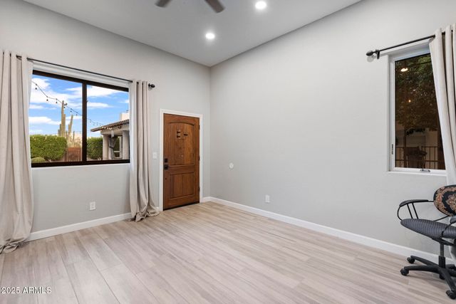 1500 N CRISMON Road, Mesa, AZ 85207