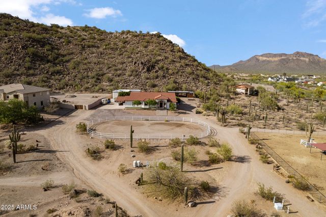 1500 N CRISMON Road, Mesa, AZ 85207