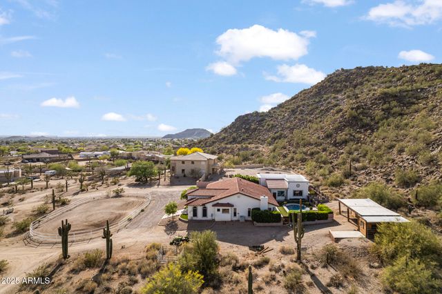 1500 N CRISMON Road, Mesa, AZ 85207