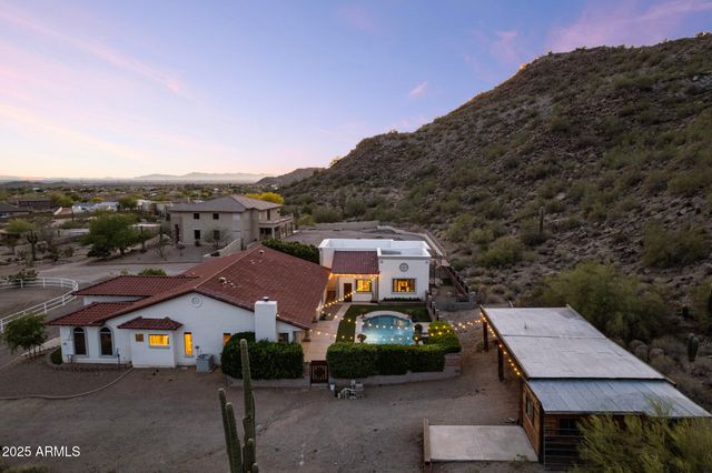 1500 N CRISMON Road, Mesa, AZ 85207