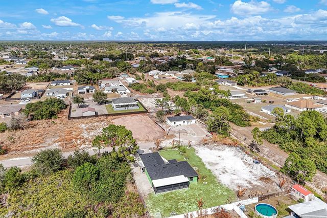 2917 4TH STREET SW, Lehigh Acres, FL 33976