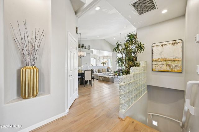 21474 N 56TH Avenue, Glendale, AZ 85308