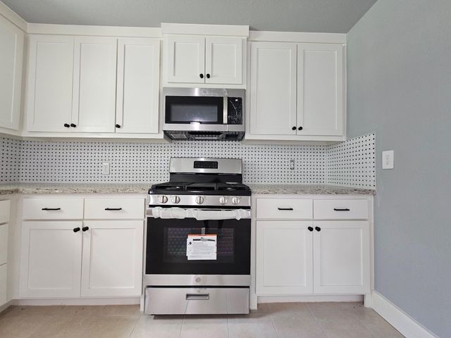 2129 Raspberry Lane, Pasadena, TX 77502