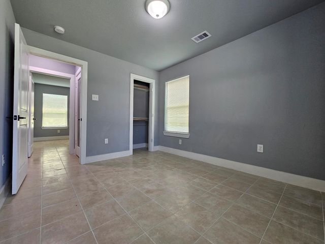 2129 Raspberry Lane, Pasadena, TX 77502