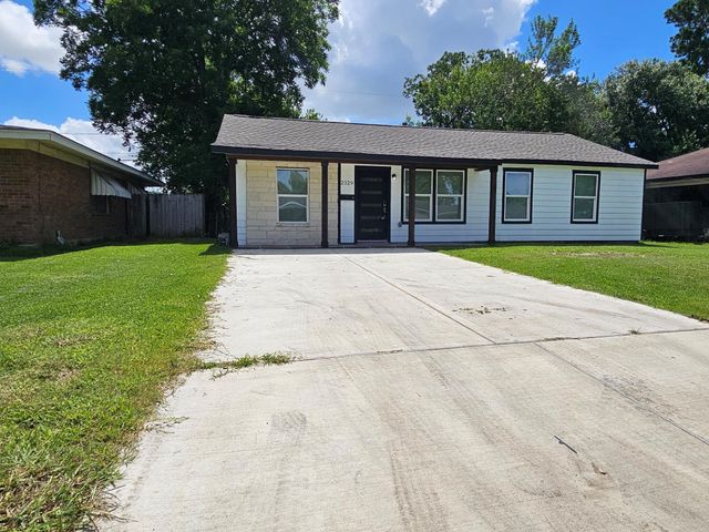 2129 Raspberry Lane, Pasadena, TX 77502