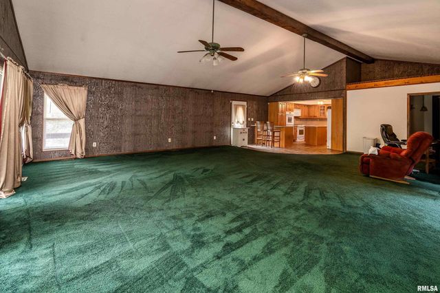 5341 N Lick Creek Road, Carbondale, IL 62902