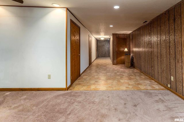 5341 N Lick Creek Road, Carbondale, IL 62902