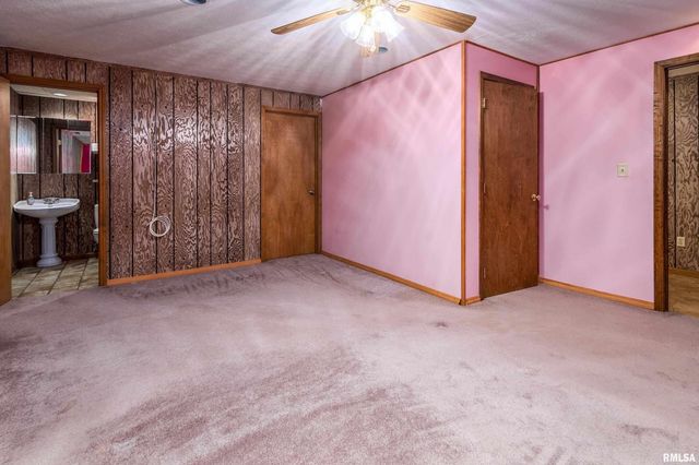 5341 N Lick Creek Road, Carbondale, IL 62902