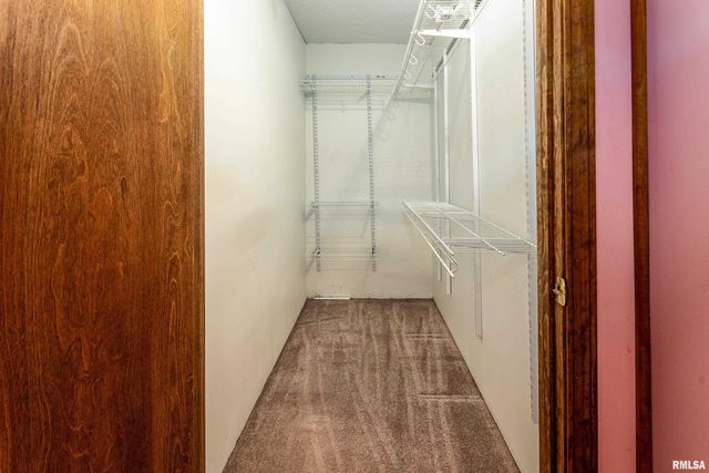 5341 N Lick Creek Road, Carbondale, IL 62902