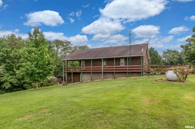 5341 N Lick Creek Road, Carbondale, IL 62902