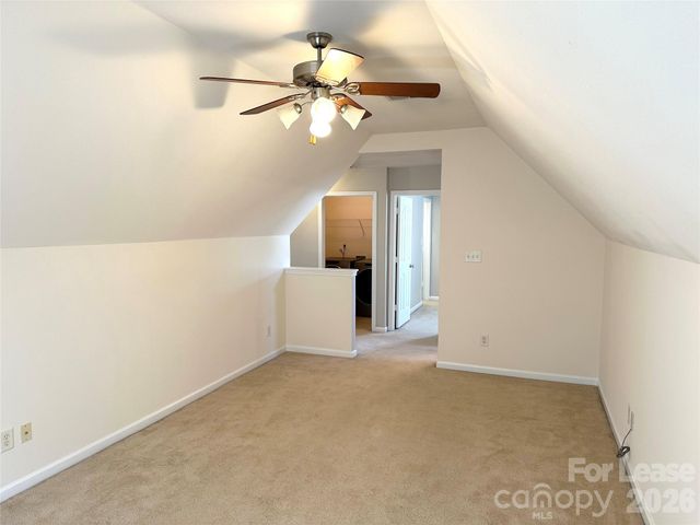 8227 Belmont Stables Drive, Charlotte, NC 28216