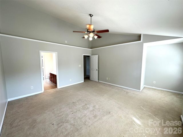 8227 Belmont Stables Drive, Charlotte, NC 28216