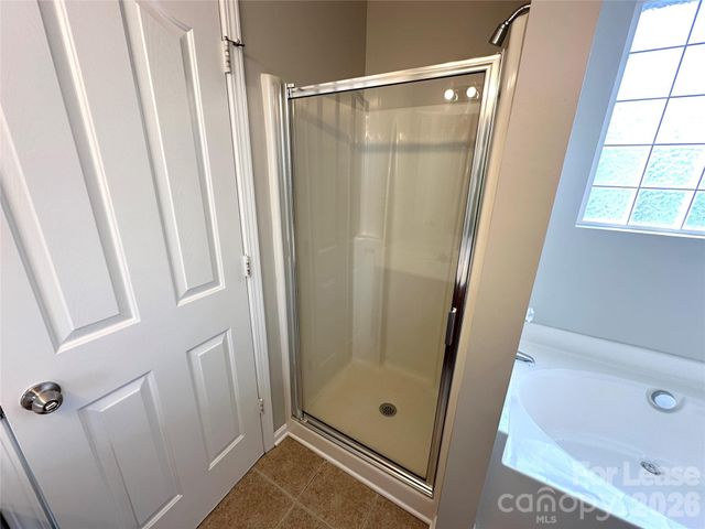 8227 Belmont Stables Drive, Charlotte, NC 28216