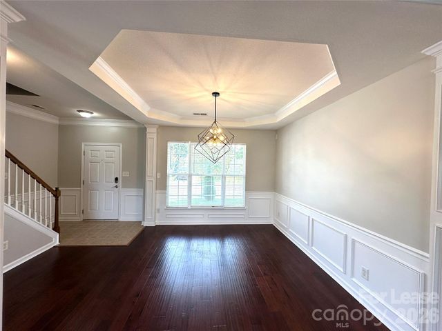 8227 Belmont Stables Drive, Charlotte, NC 28216