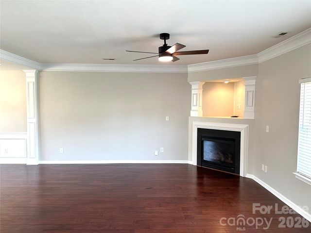 8227 Belmont Stables Drive, Charlotte, NC 28216