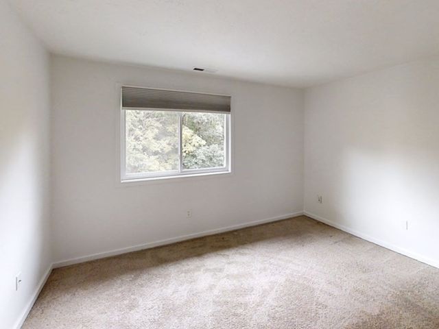 189 Littleton Rd 44, Chelmsford, MA 01824