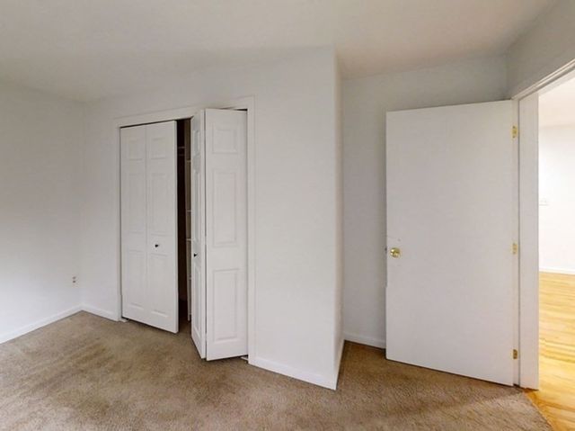 189 Littleton Rd 44, Chelmsford, MA 01824