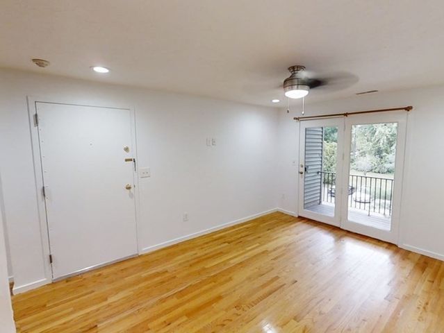 189 Littleton Rd 44, Chelmsford, MA 01824
