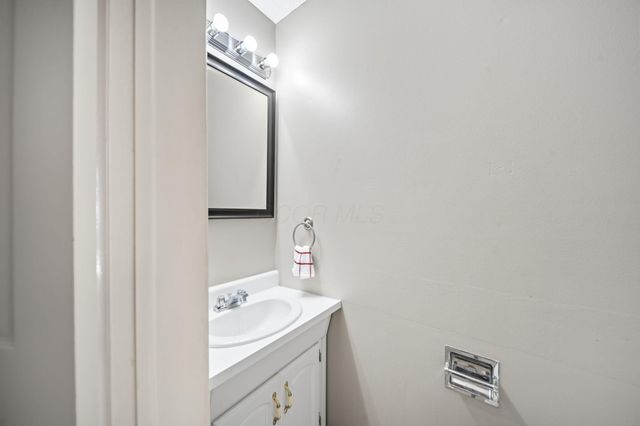 222 Saint Claire Drive, Chillicothe, OH 45601