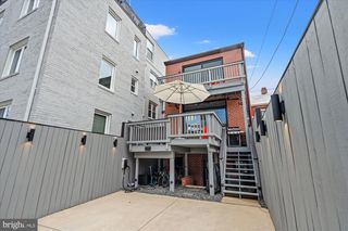 1512 8TH ST NW, Washington, DC 20001