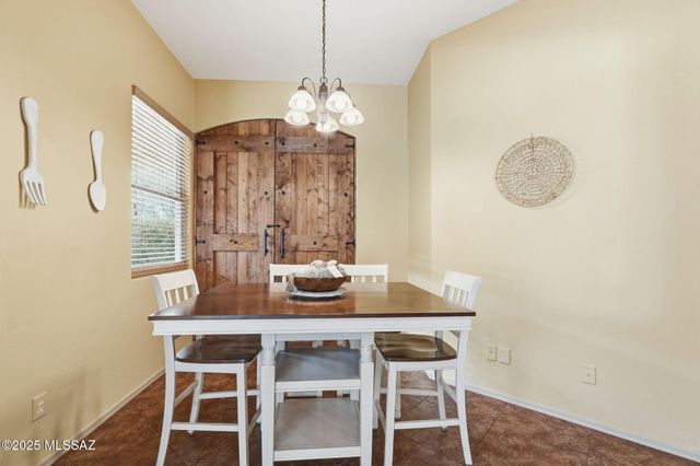 12580 N New Reflection Drive, Marana, AZ 85658