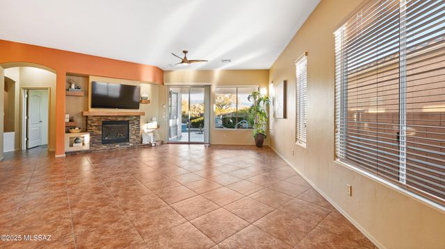 12580 N New Reflection Drive, Marana, AZ 85658