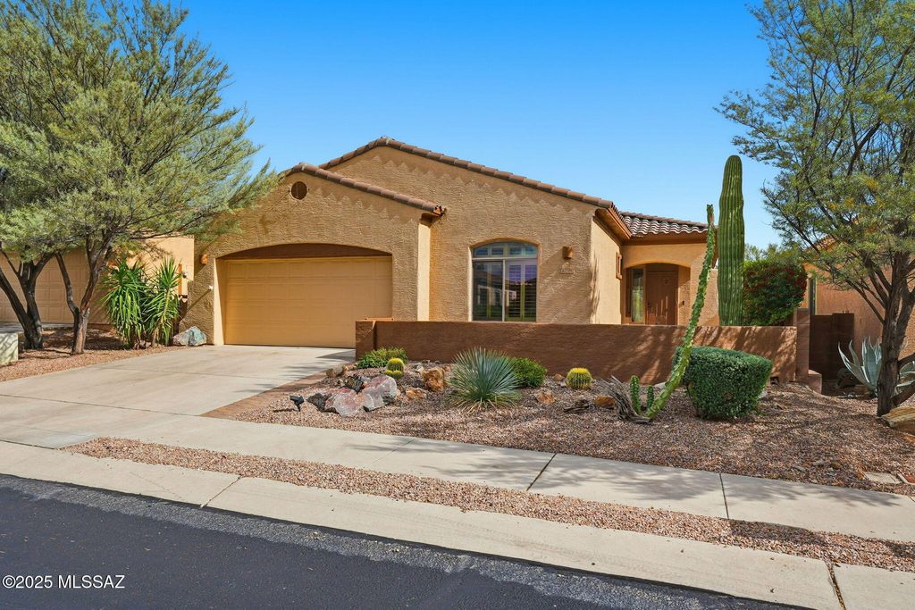 12580 N New Reflection Drive, Marana, AZ 85658