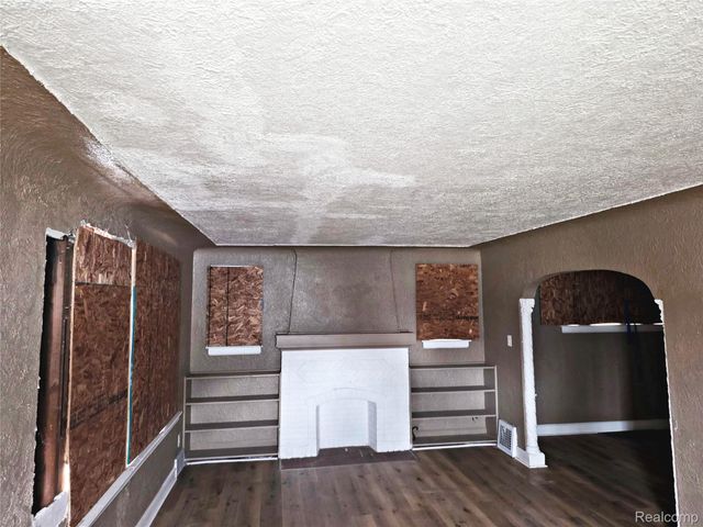 14644 Hubbell Street, Detroit, MI 48227