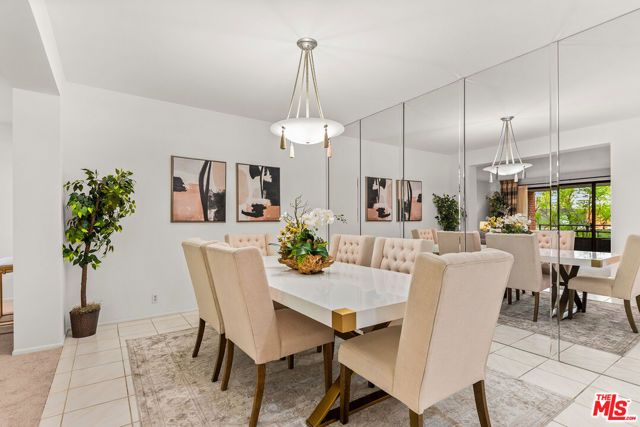 4736 Park Encino Lane 215, Encino (los Angeles), CA 91436