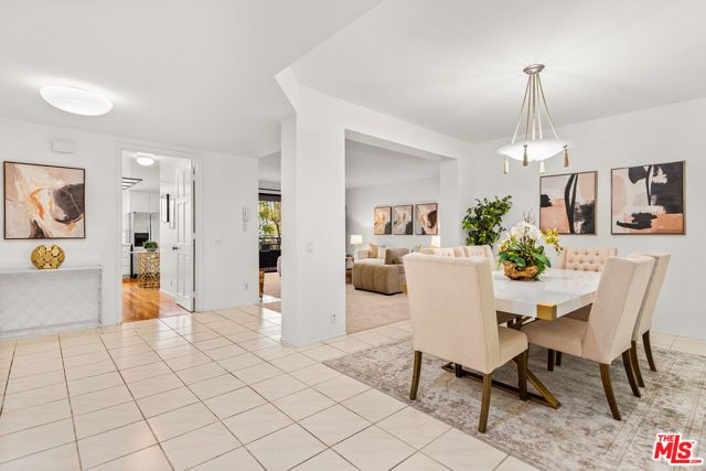 4736 Park Encino Lane 215, Encino (los Angeles), CA 91436