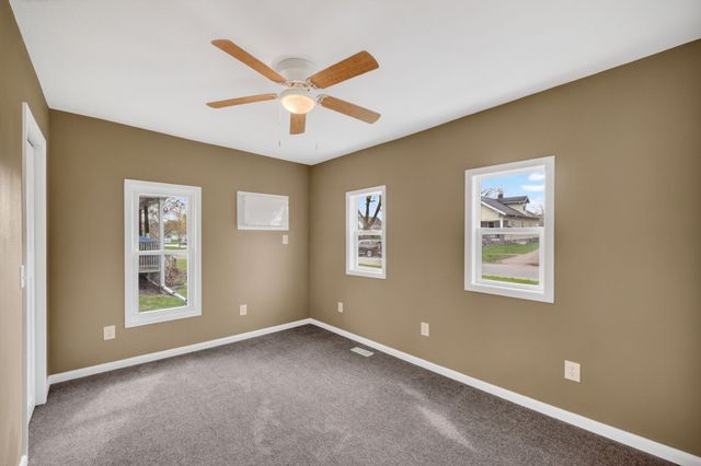 1918 Warford Street, Perry, IA 50220