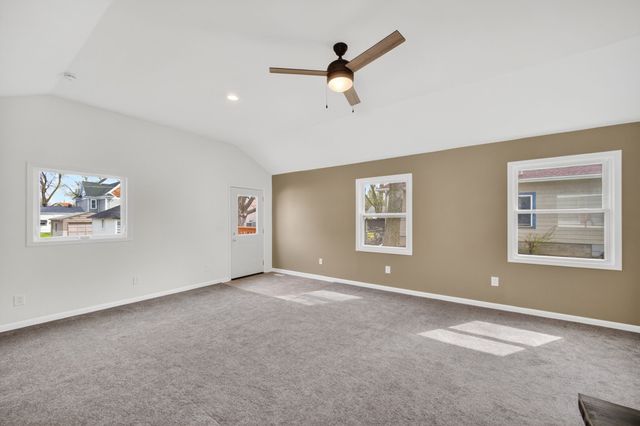 1918 Warford Street, Perry, IA 50220