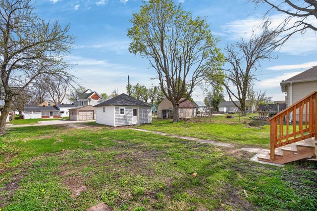 1918 Warford Street, Perry, IA 50220