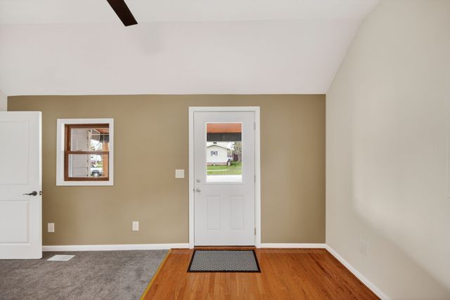 1918 Warford Street, Perry, IA 50220