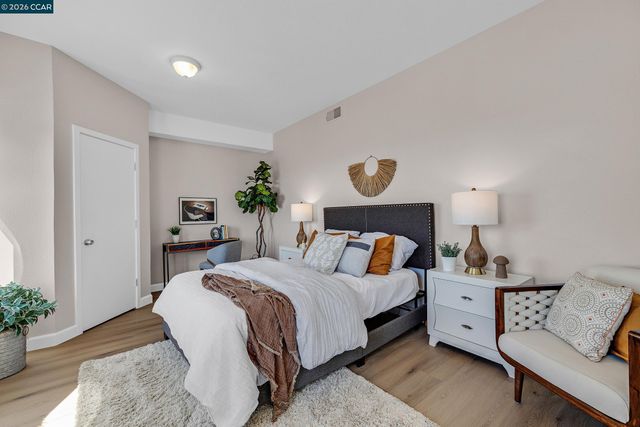 16057 Gramercy Dr, Castro Valley, CA 94578