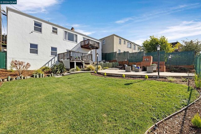 16057 Gramercy Dr, Castro Valley, CA 94578