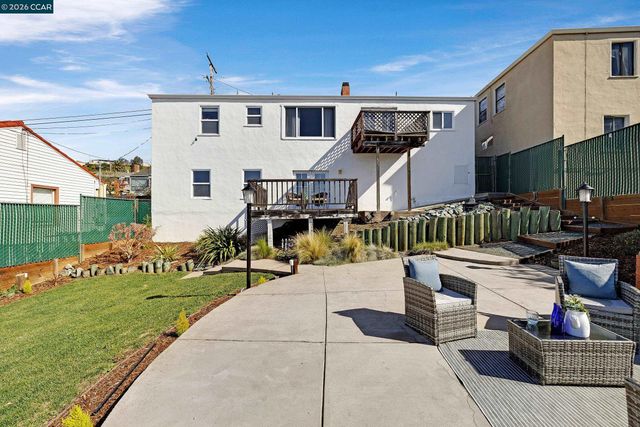 16057 Gramercy Dr, Castro Valley, CA 94578