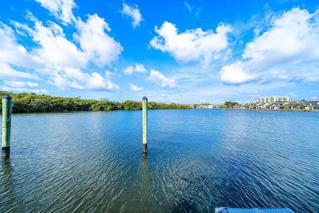 6110 N Ocean Boulevard 40, Ocean Ridge, FL 33435